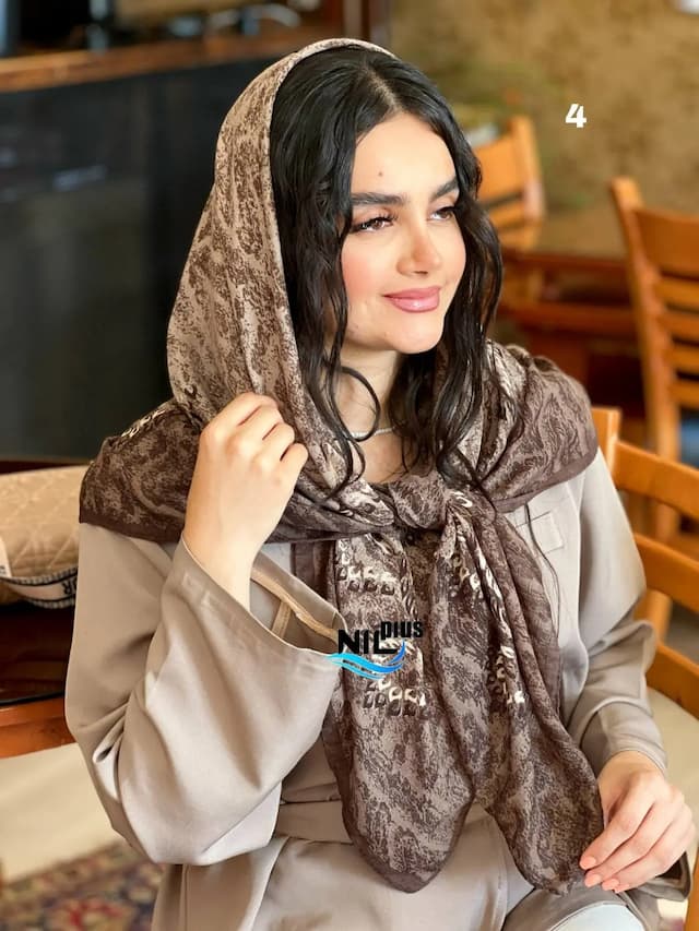 "همه چیز درباره روسری: ۱۰۰ نکته طلایی برای زیبایی و راحتی