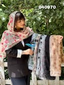 شال تور مخمل حاشیه گیپور کد nil040970