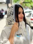 روسری سه گوش دانتل دور گیپور کد nil020840