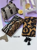 شال نخی منگوله دار کد nil68240